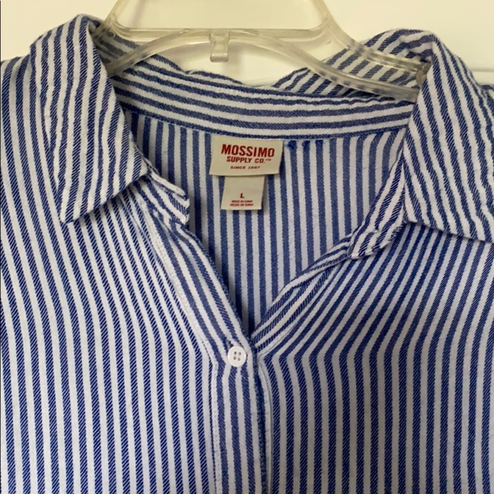 blouse - Picture 3 of 4